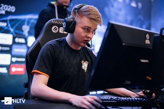 AG超玩会夺KPL年度总冠军 电竞市场迎来新机遇